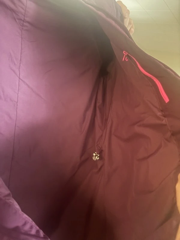 Lululemon rain Jacket -  plum - photo 3