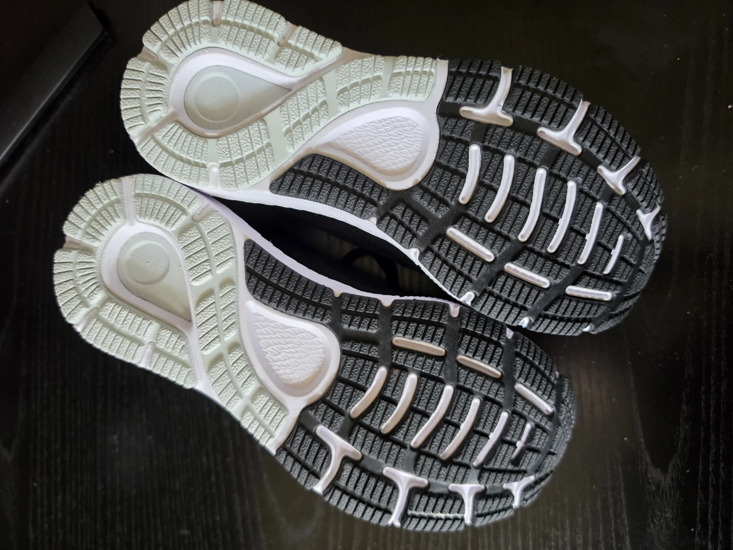 Under Armour HOVR Sonic 5 Women's Running Shoes - photo 4