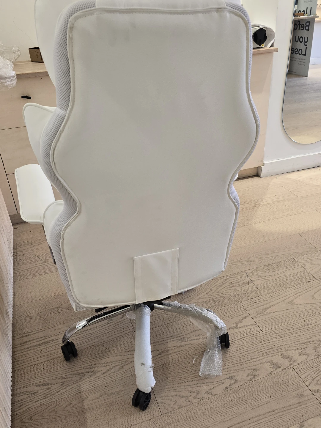 White Executive Office Chair - photo 4