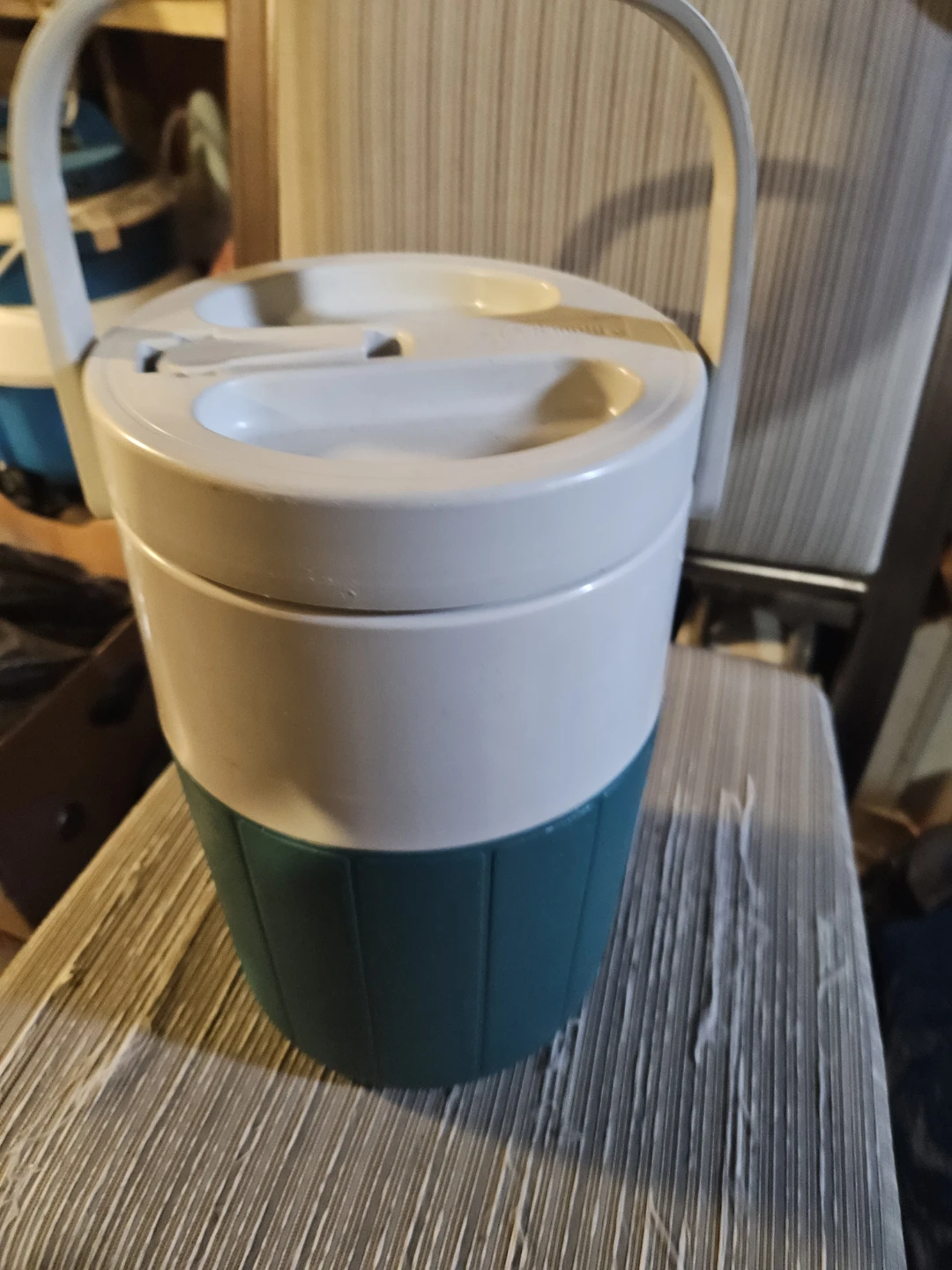 Coleman PolyLite 1 Cooler Jug - photo 4