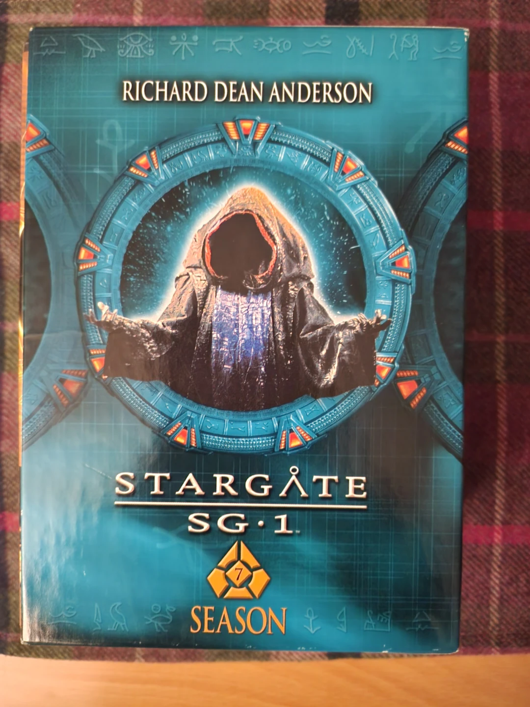 Stargate SG-1 Season 7 DVD Box Set - photo 2