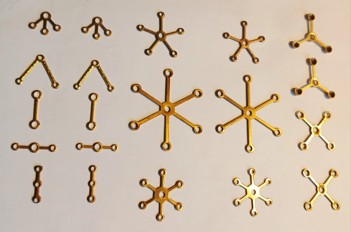 Lot of 20 Assorted Brass Connectors - photo 3