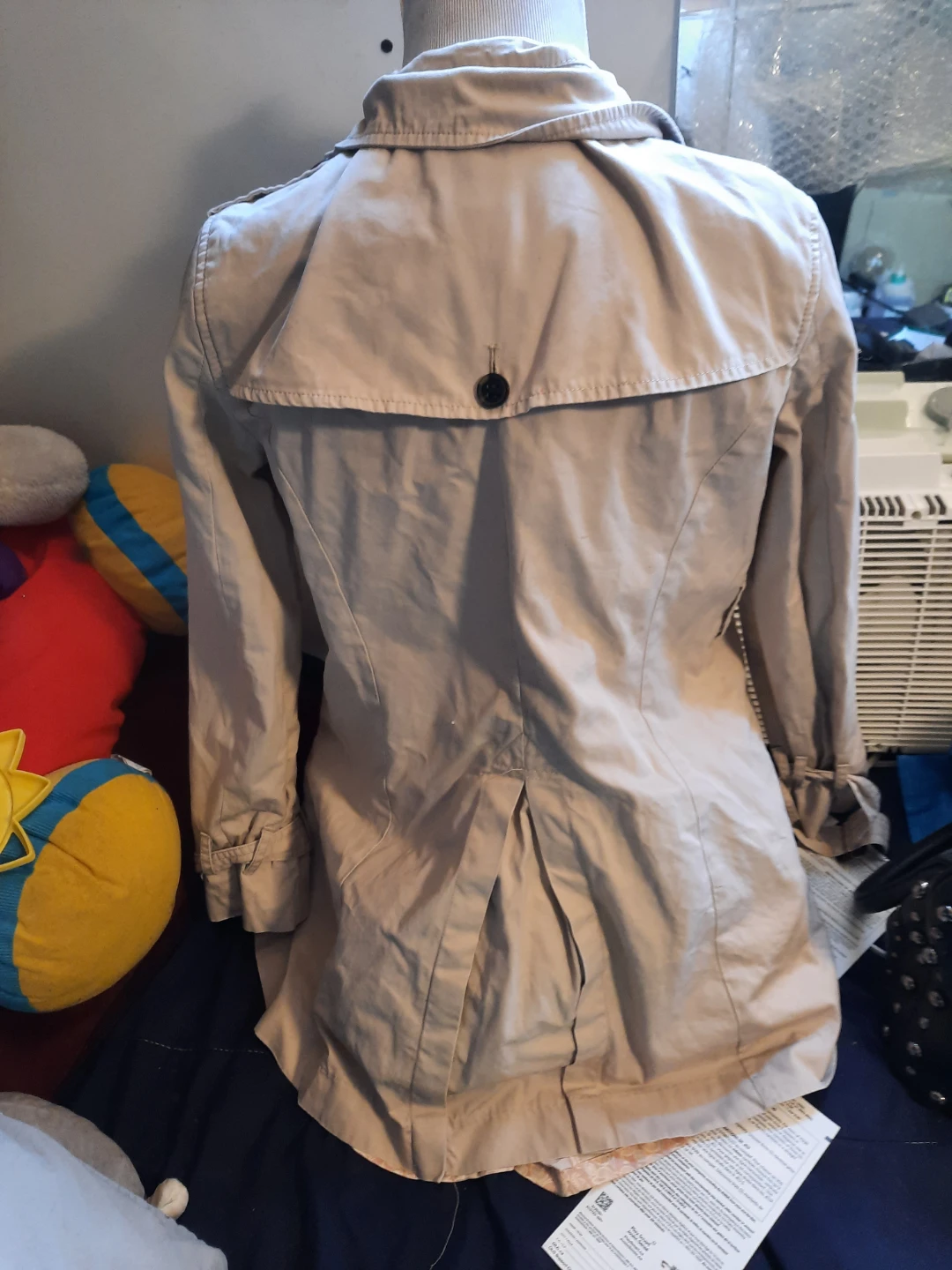 Banana Republic T⅜rench Coat - photo 2