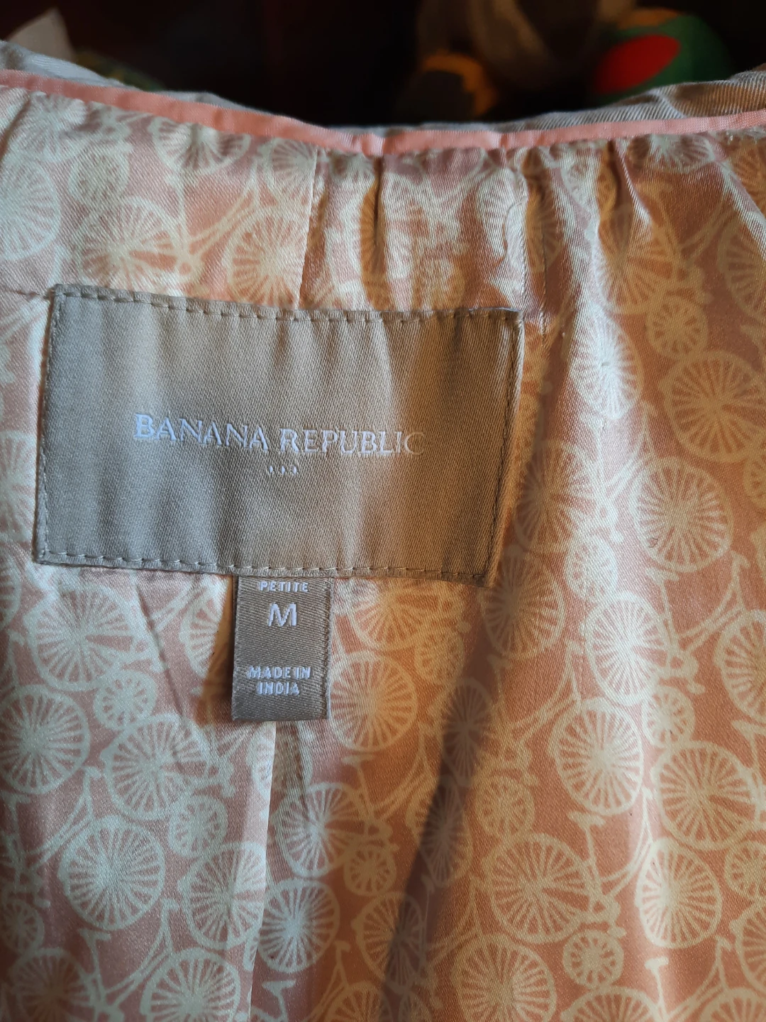 Banana Republic T⅜rench Coat - photo 3