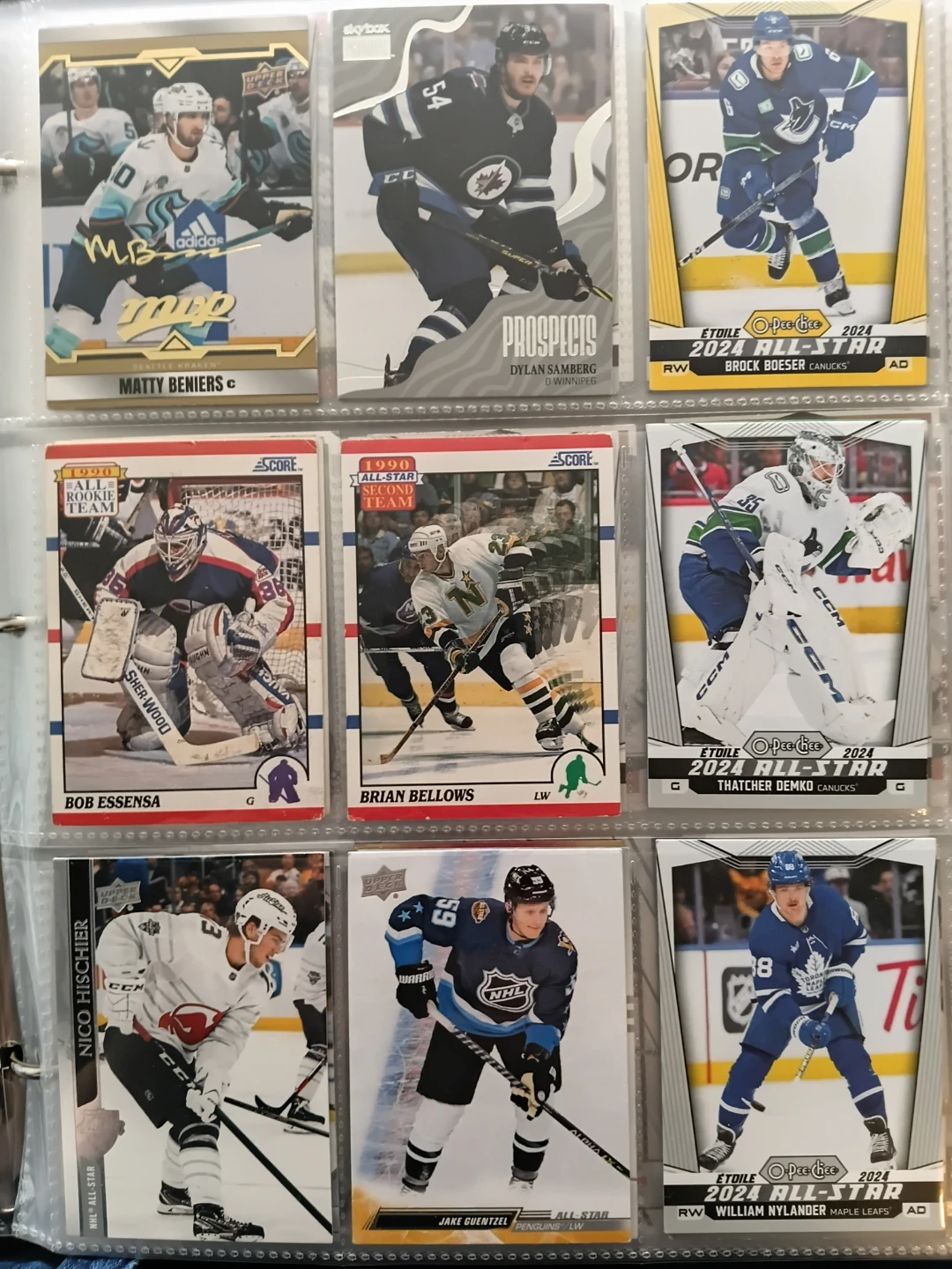 10 pages if Collection of NHL Hockey Cards - photo 2