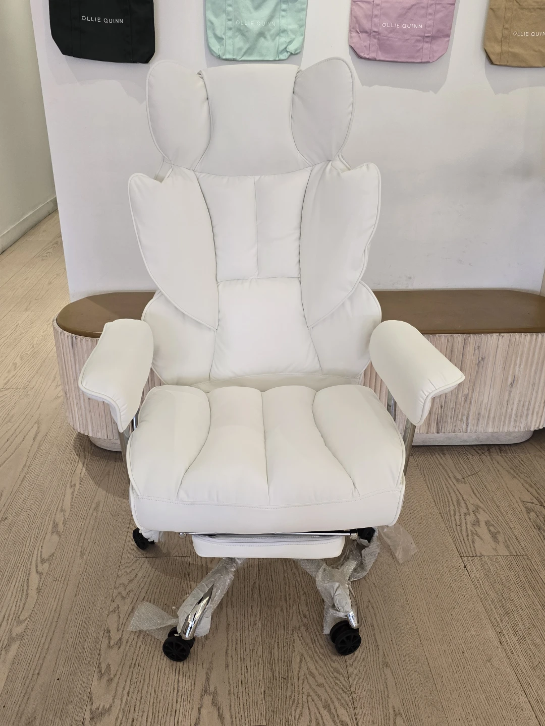 White Executive Office Chair - photo 3
