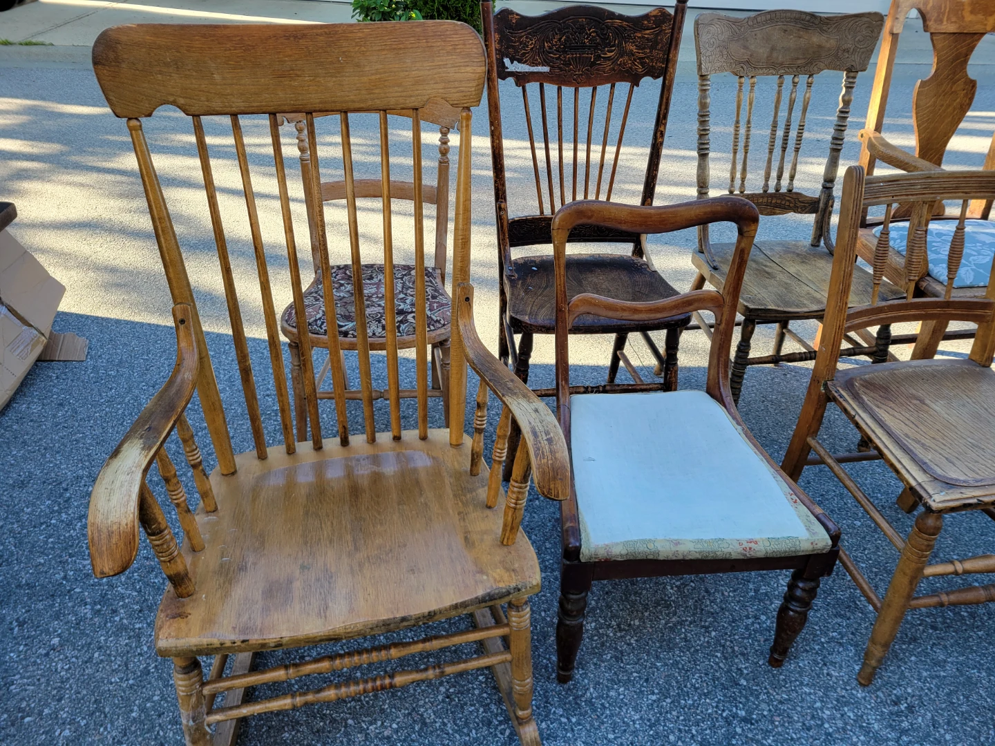 Collection of Antique Wooden Chairs. - photo 4