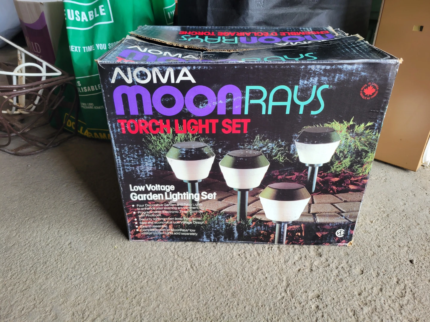 NOMA MoonRays Torch Light Set