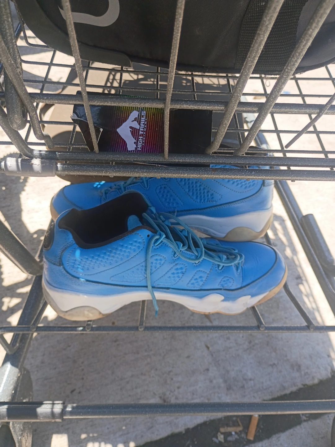 ⚽Blue Low-Top Sneakers