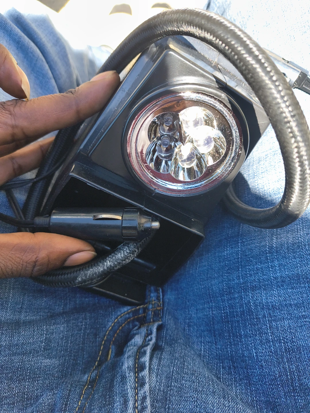 HDX Portable Air Compressor with Light - photo 2