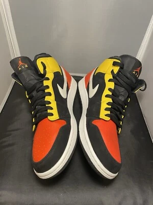 Air Jordan 1 Mid SE Amarillo Orange US 7