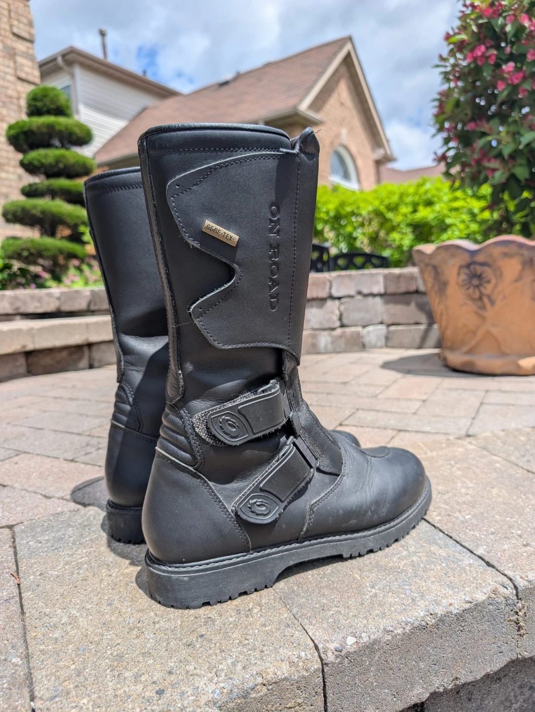 On Road Leather Motorcycle Boots - men's 9.5 - photo 2