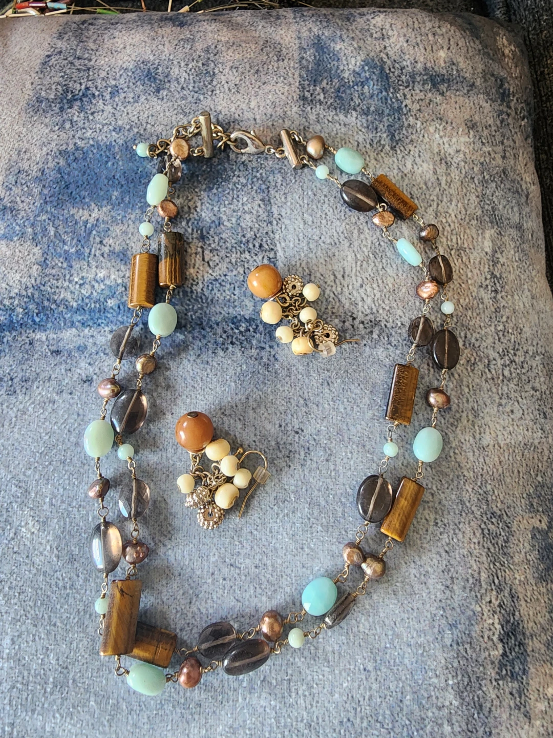 Beaded chocker Necklace and Earrings Set
