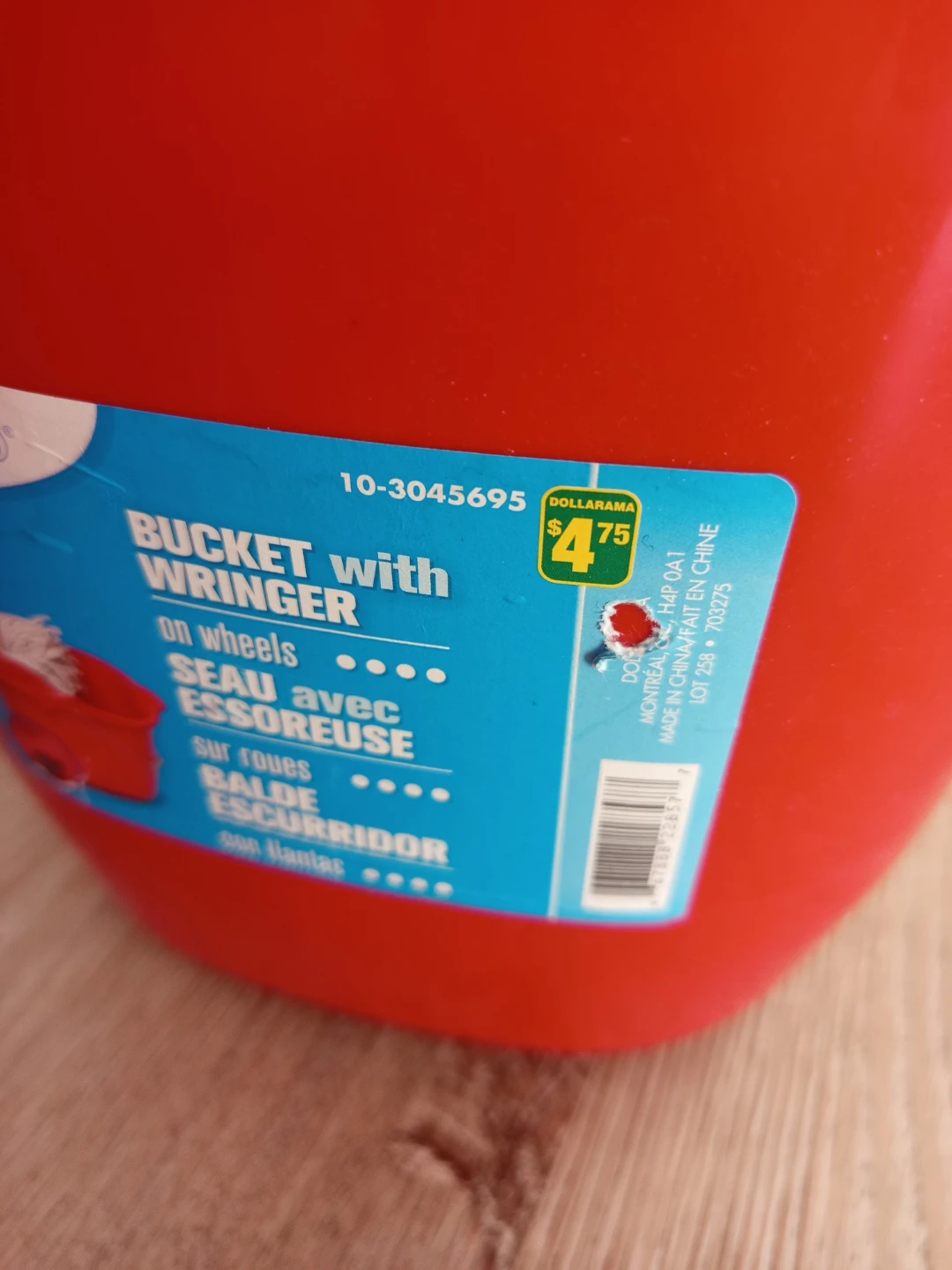 Bucket with Wringer - photo 3