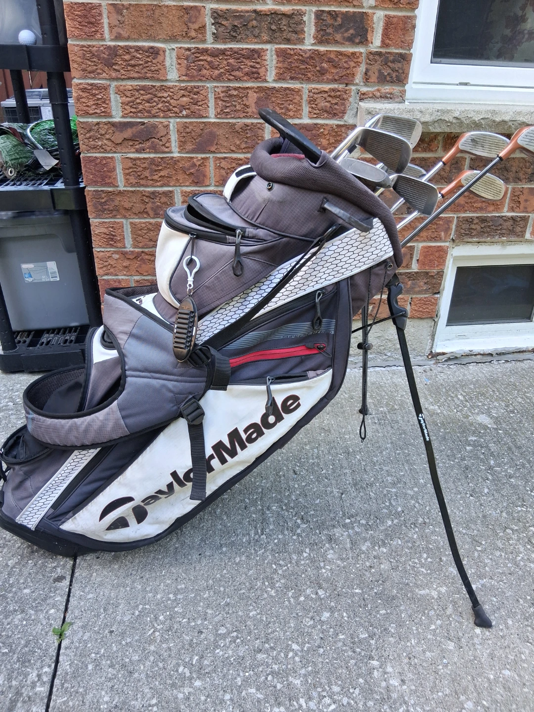 Golf clubs
