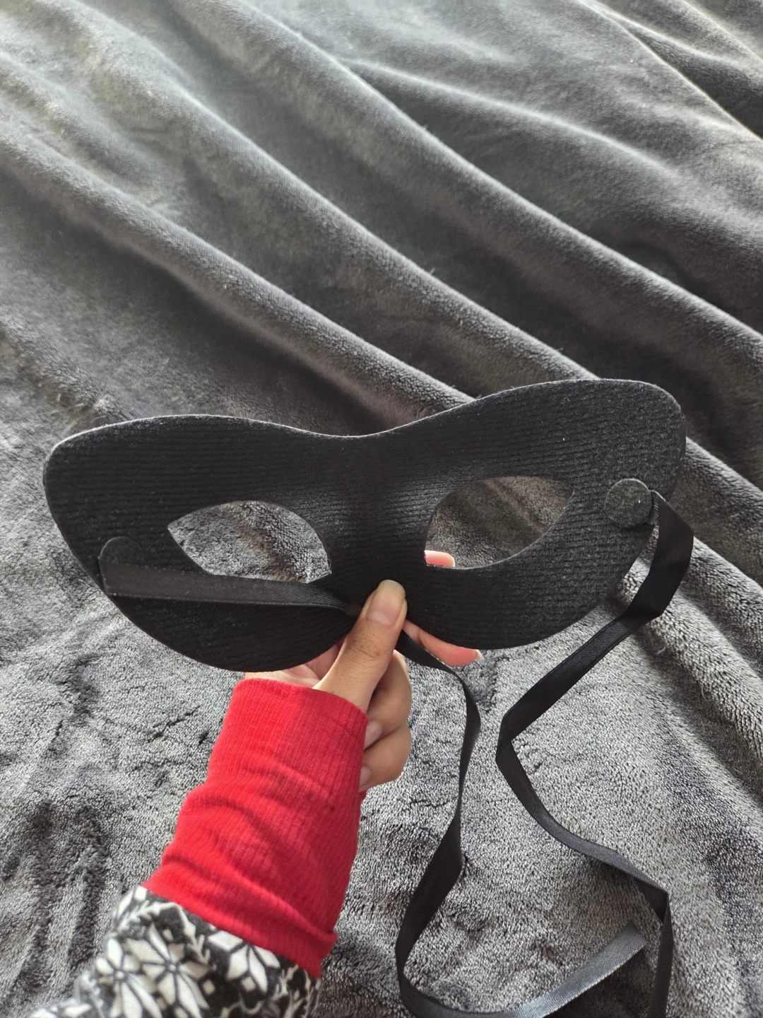 Assorted Masquerade Masks - photo 5