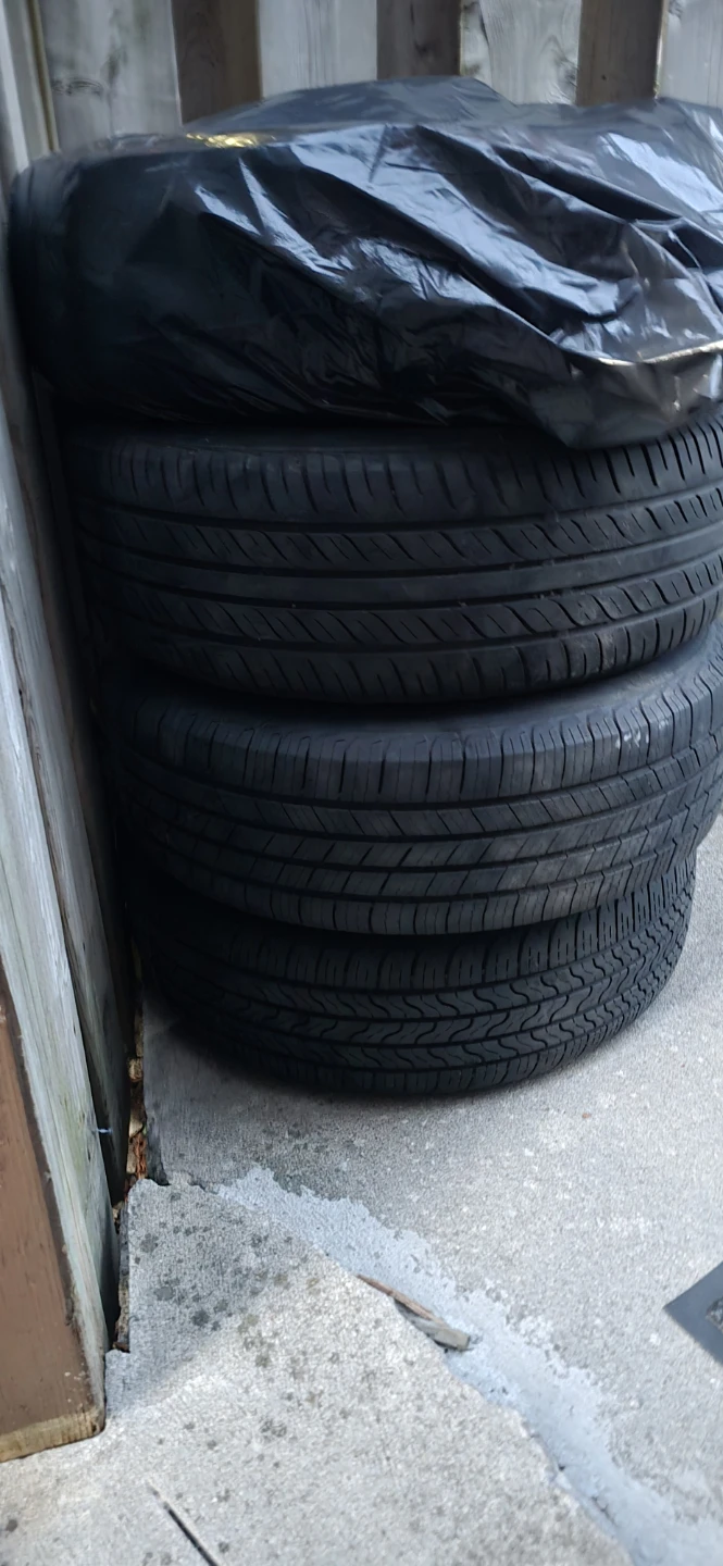 Set of 4 All Season Tires on Rims