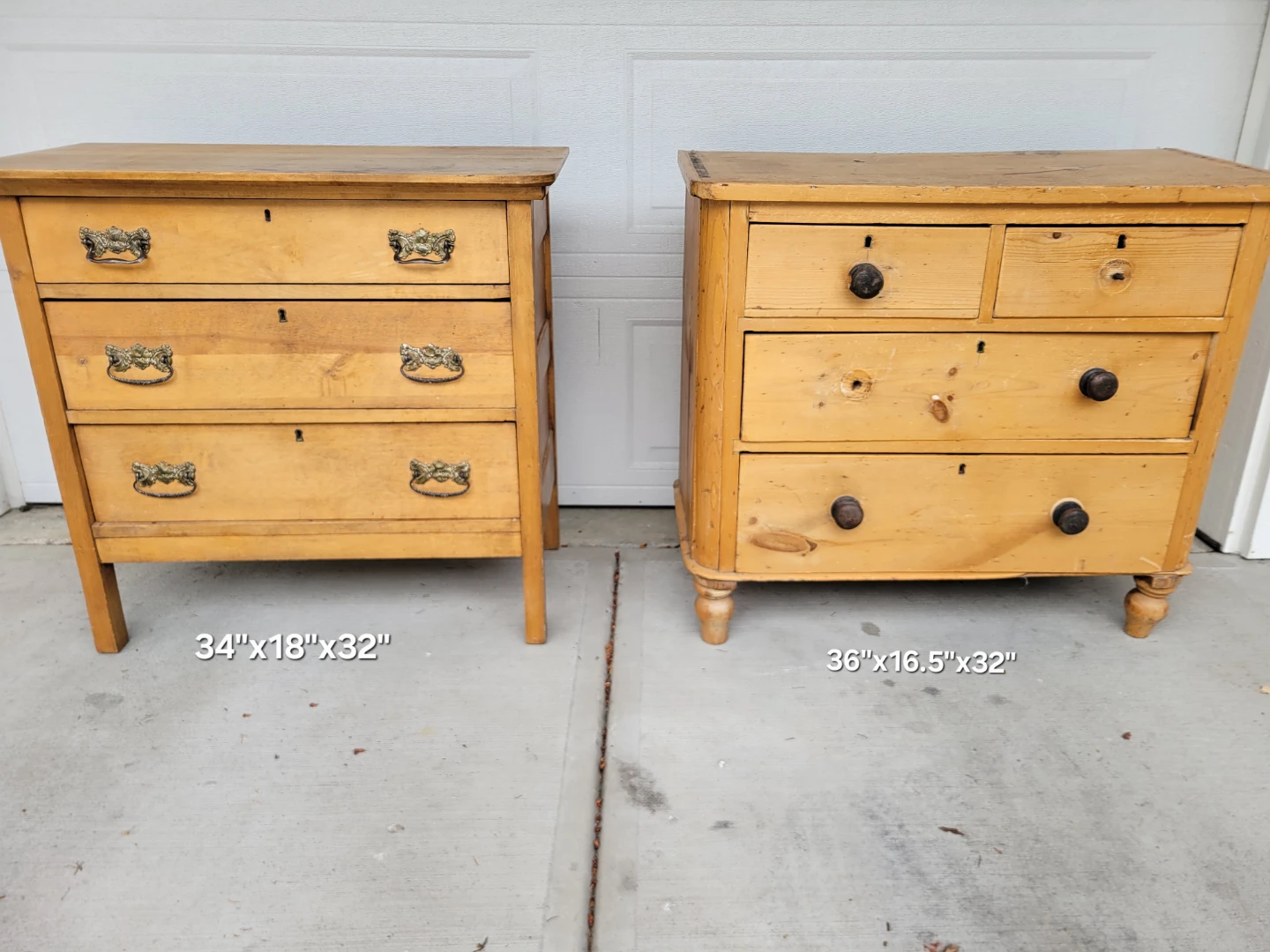 Gorgeous Pair of Very Antique Solid Pine Dressers. - photo 3