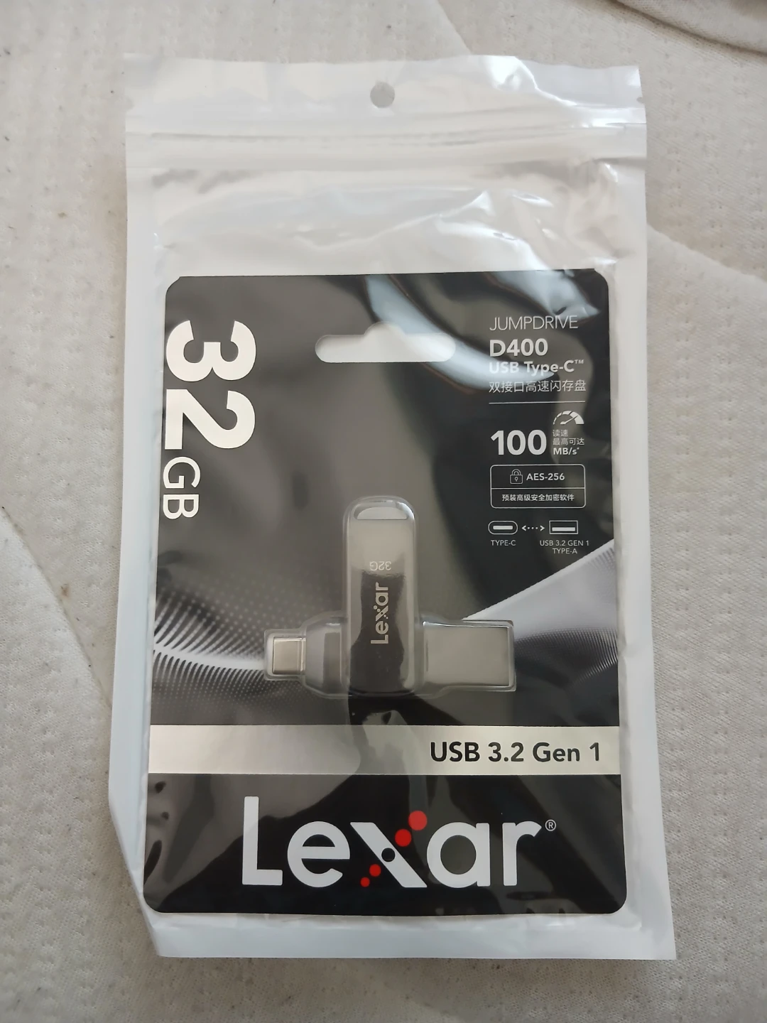 Lexar JumpDrive D400 32GB USB & USB Type-C Flash Drive