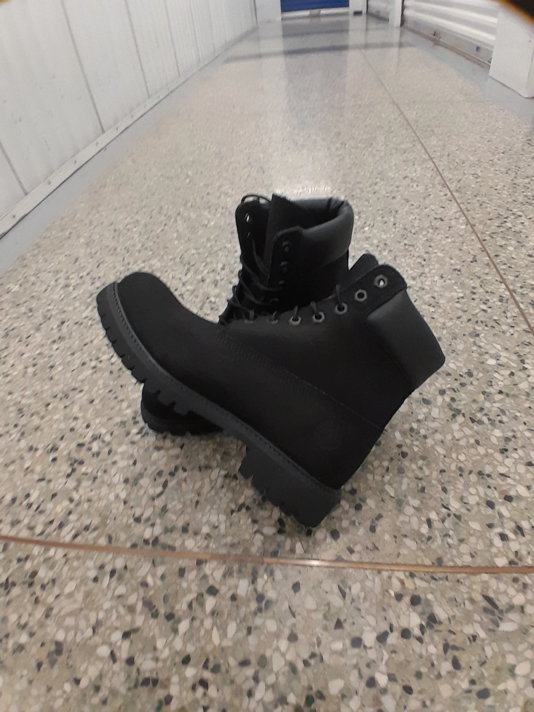 All Season Boot Original Timberland Solid Black Men's Size 8 - photo 5