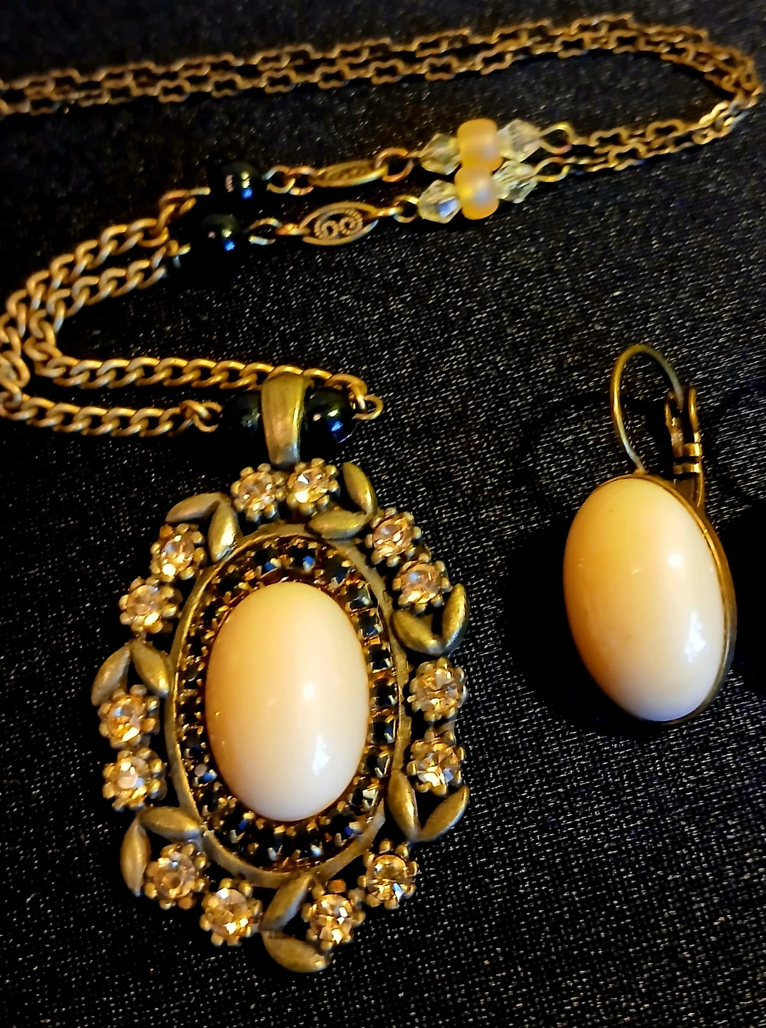 Jewelry Set - Necklace, Earrings & Ring - photo 2