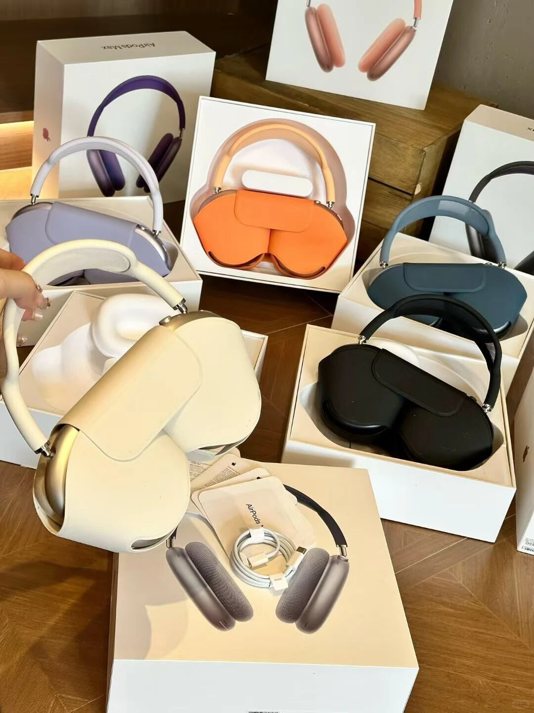 Apple AirPods Max Headphones - photo 3