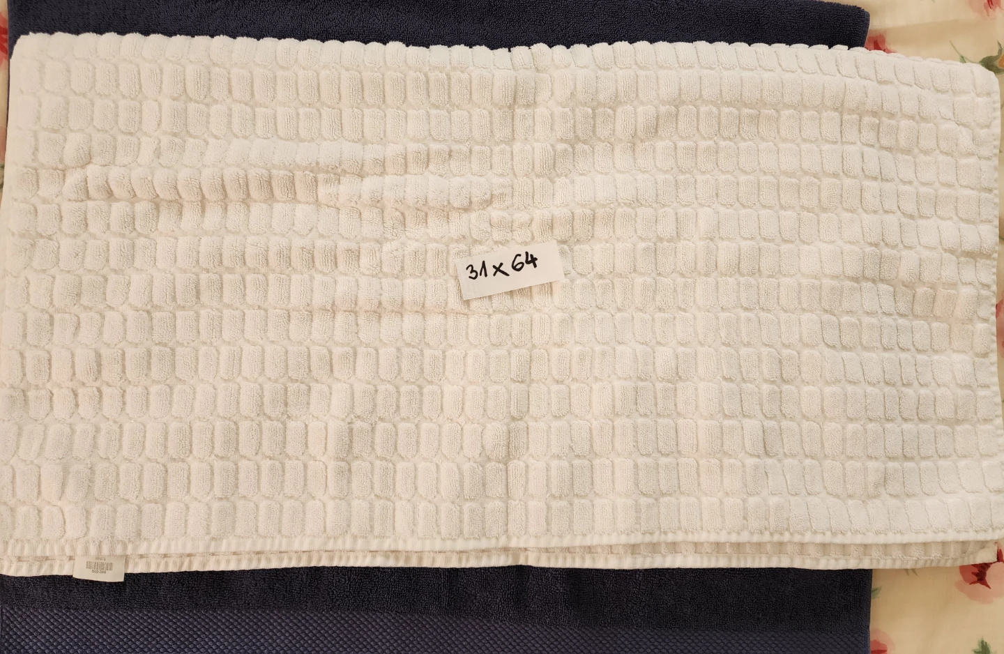 Bath Towel - photo 5