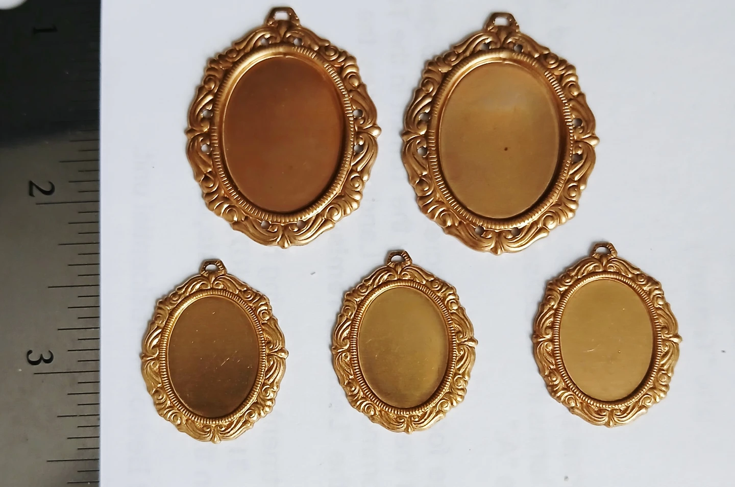 Brass Oval Cameo Pendant Frames - Set of 5 - photo 5