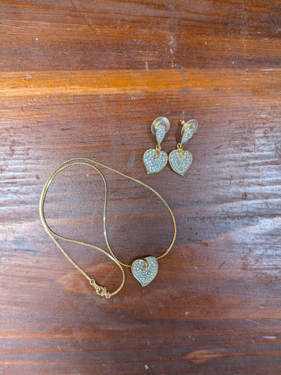 Gold Tone Heart Necklace and Earring Set
