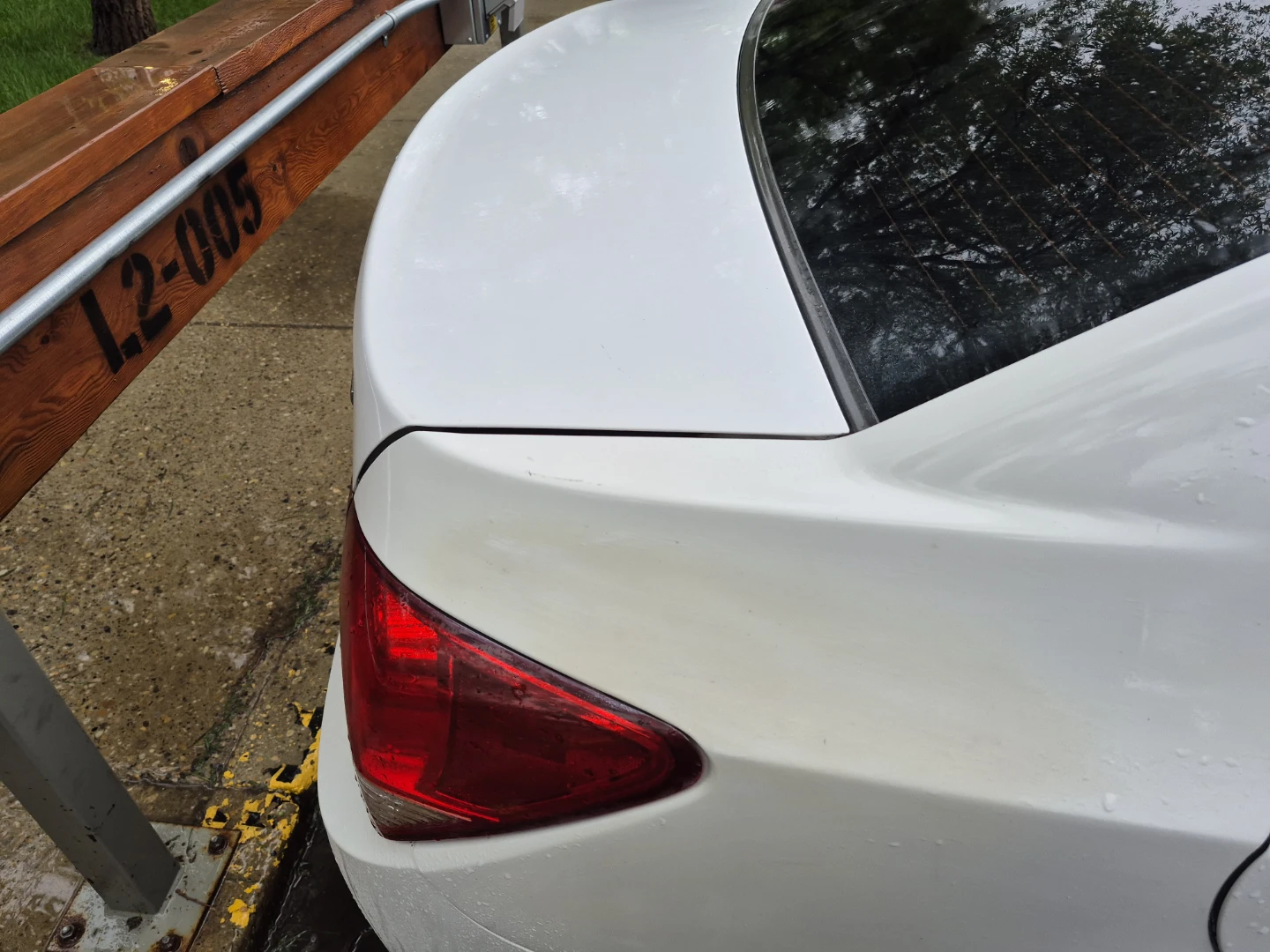 White Sedan - photo 5