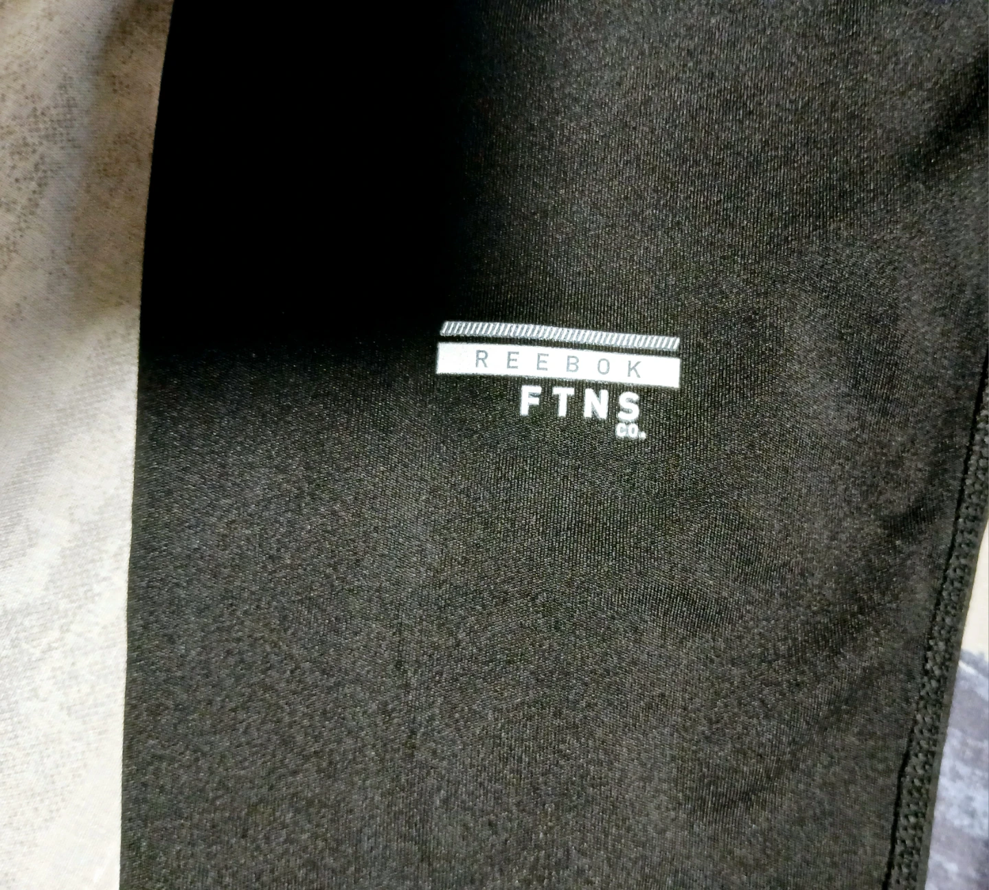 Women XL Reebok Black Leggings - photo 4