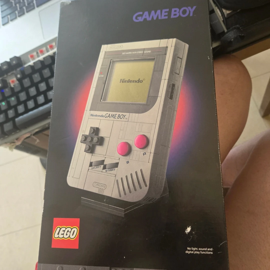 LEGO Nintendo Game Boy