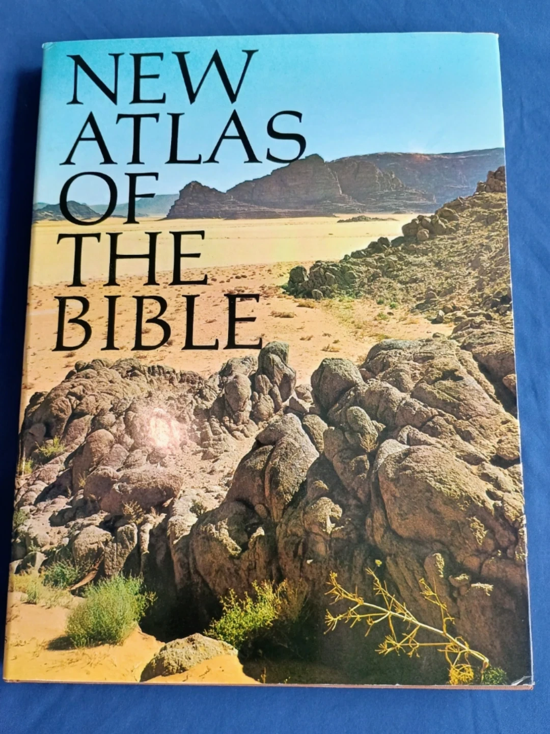 ⚽  New Atlas of the Bible Book