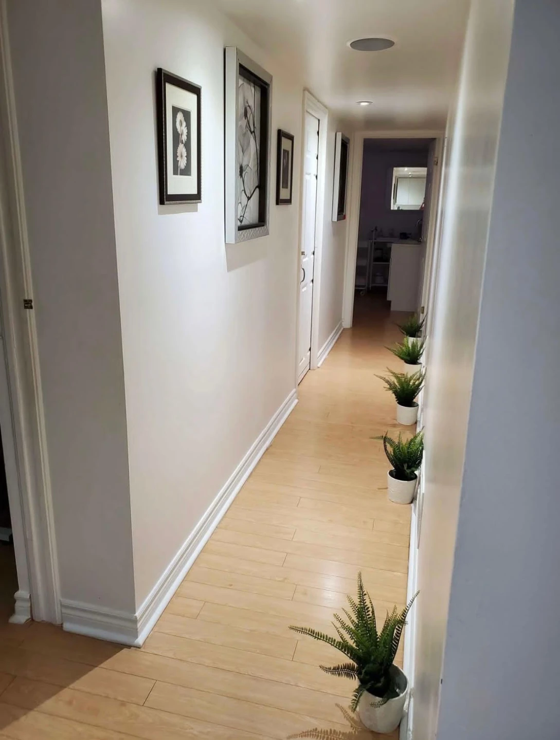 Small room for rent in basement $700 - photo 5