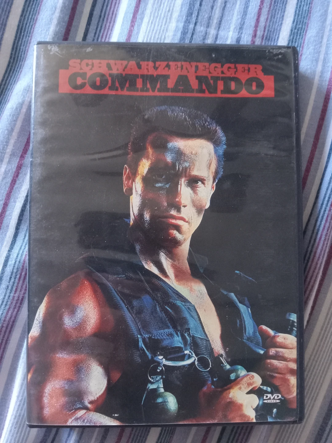Commando DVD