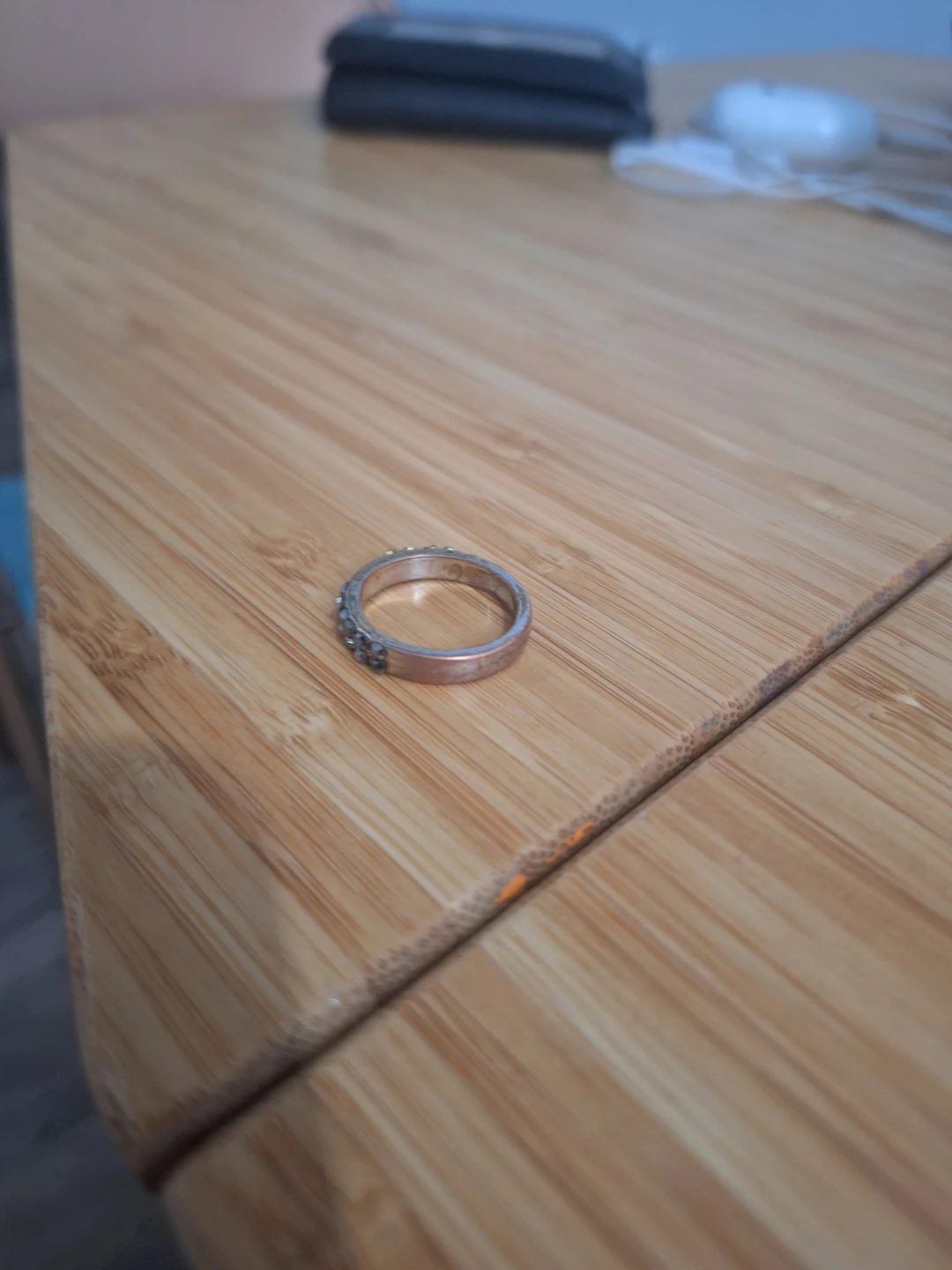 Silver-toned ring with stones - photo 3