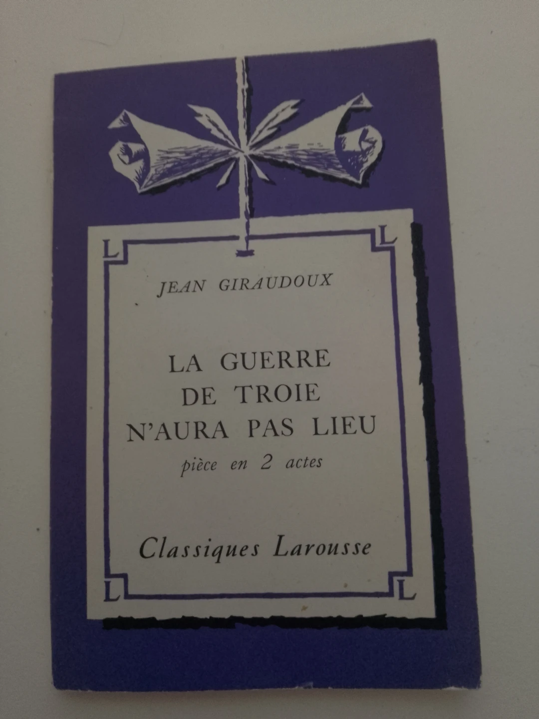 La Guerre de Troie n'aura pas lieu Book ⚽