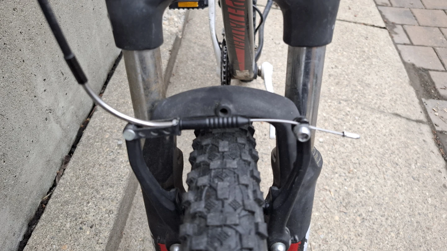 Specialized Hardrock Mountain Bike 26 inch - photo 4