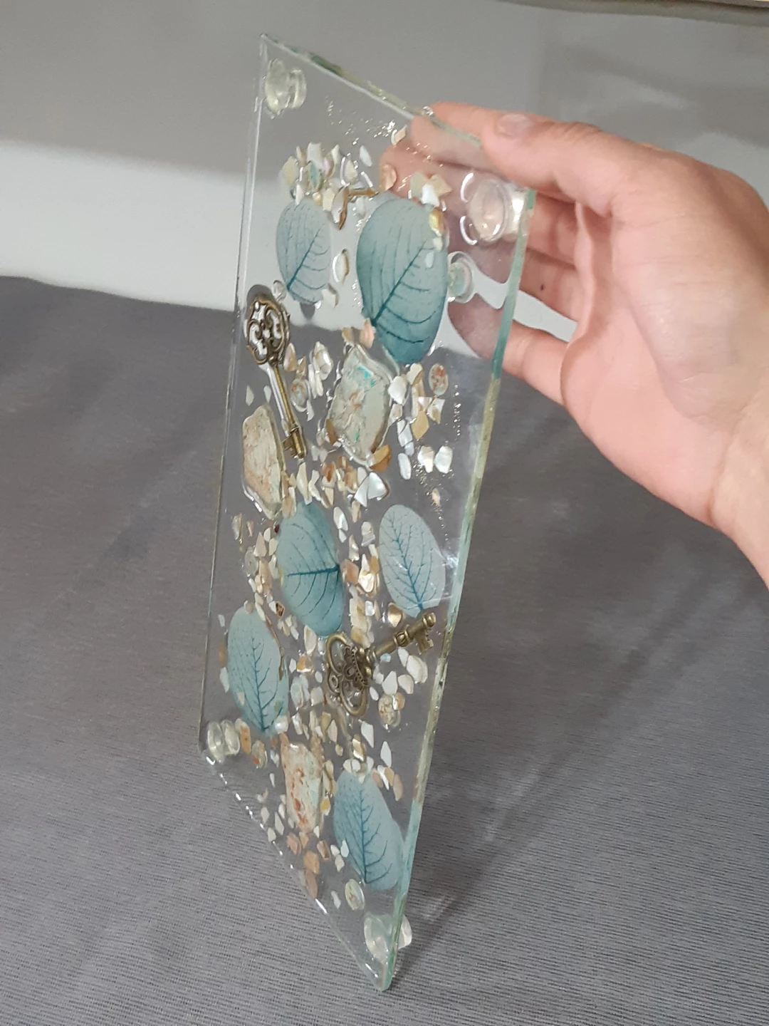 Handmade clear resin display board - photo 5