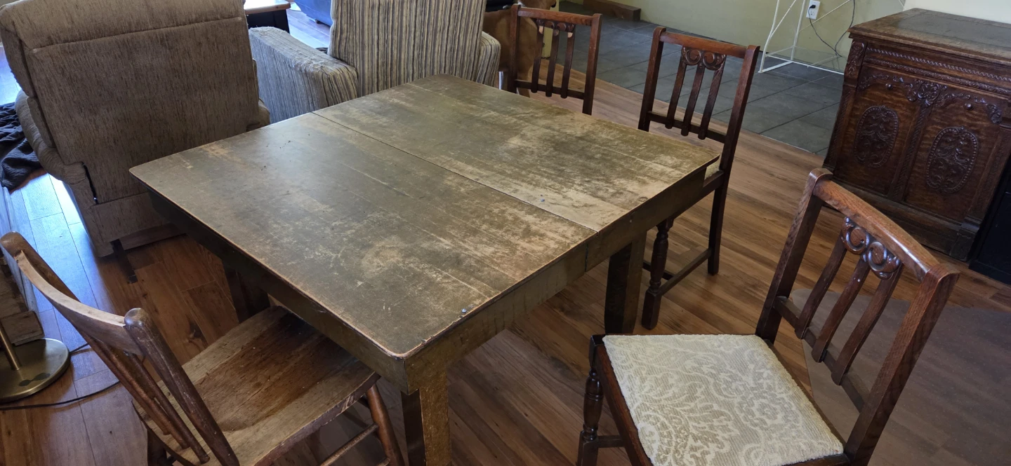 early 1900's table and chairs