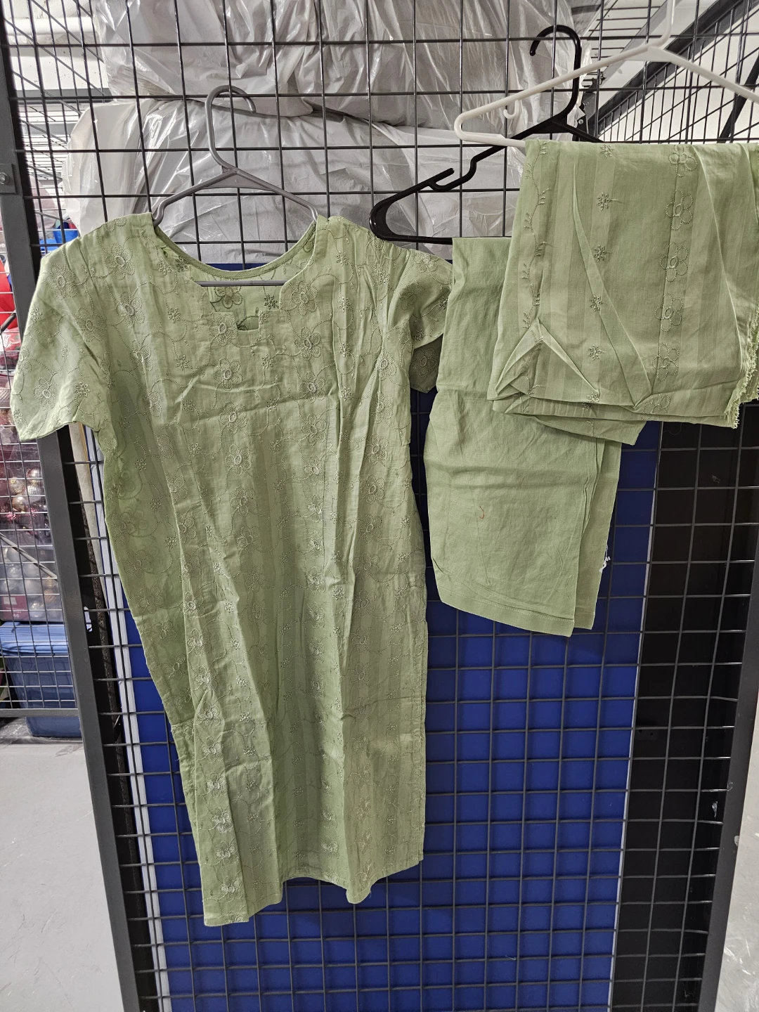 Bundle of Women's cotton 3 piece Suits with Dupatta & pants - photo 5