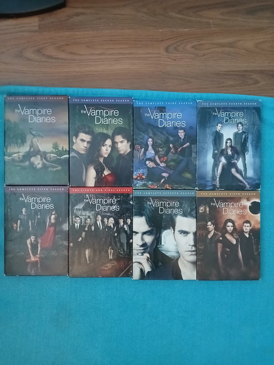 The Vampire Diaries Complete Series Seasons 1-8 DVD Box Set