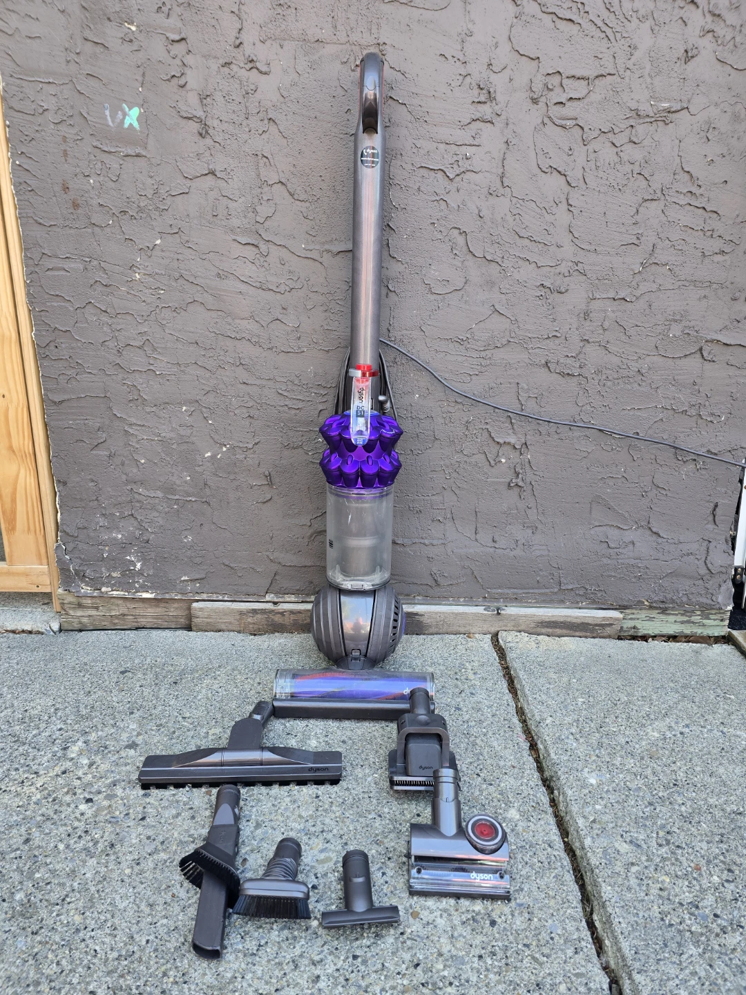Dyson dc51 vacuum
