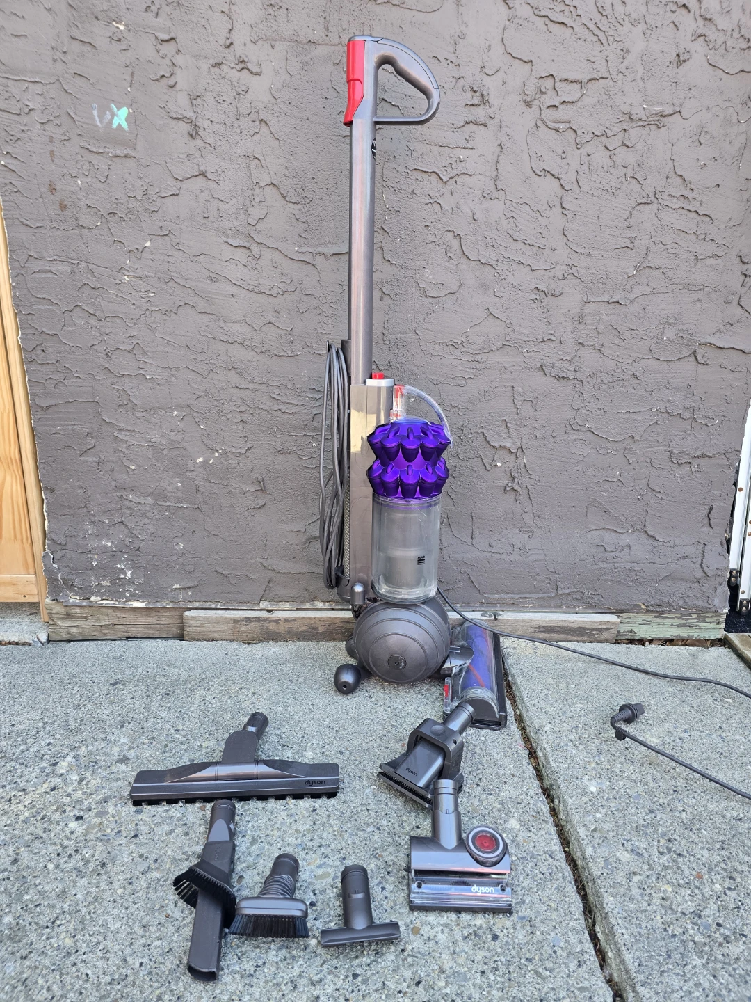 Dyson dc51 vacuum - photo 2