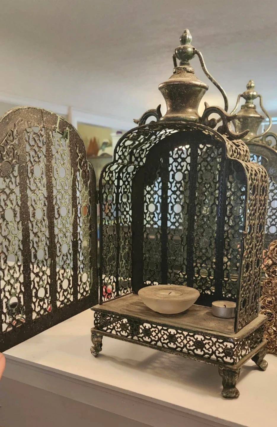 Ornate Metal Lantern / Candle Holder - photo 2