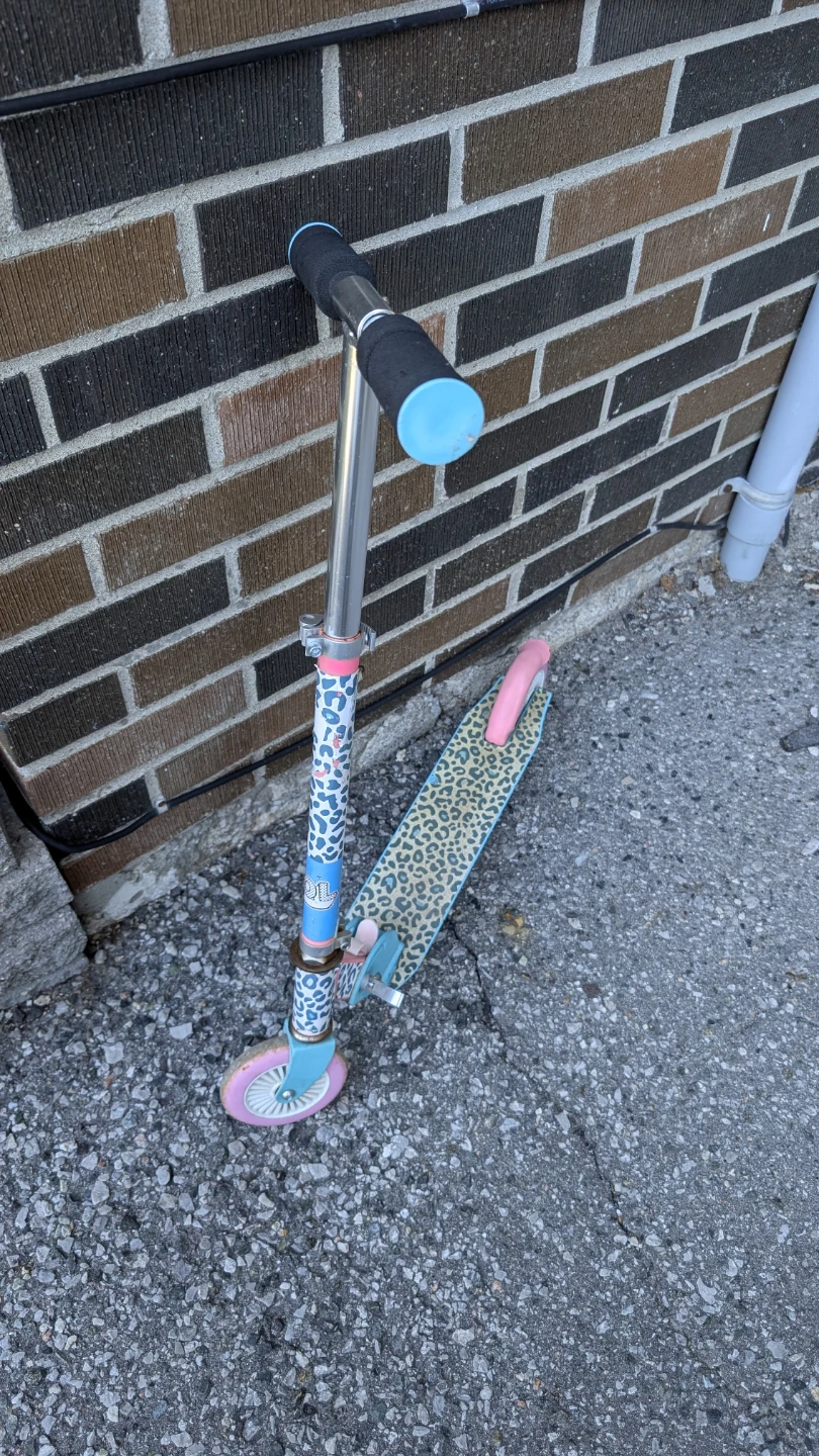 ⚽ LOL Kid's Scooter - photo 2