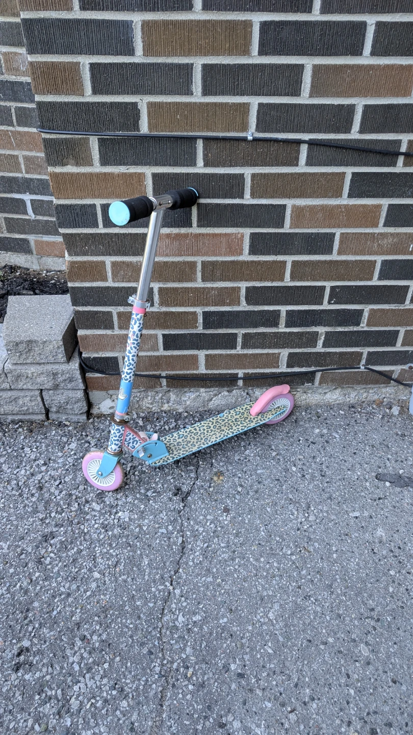 ⚽ LOL Kid's Scooter - photo 3