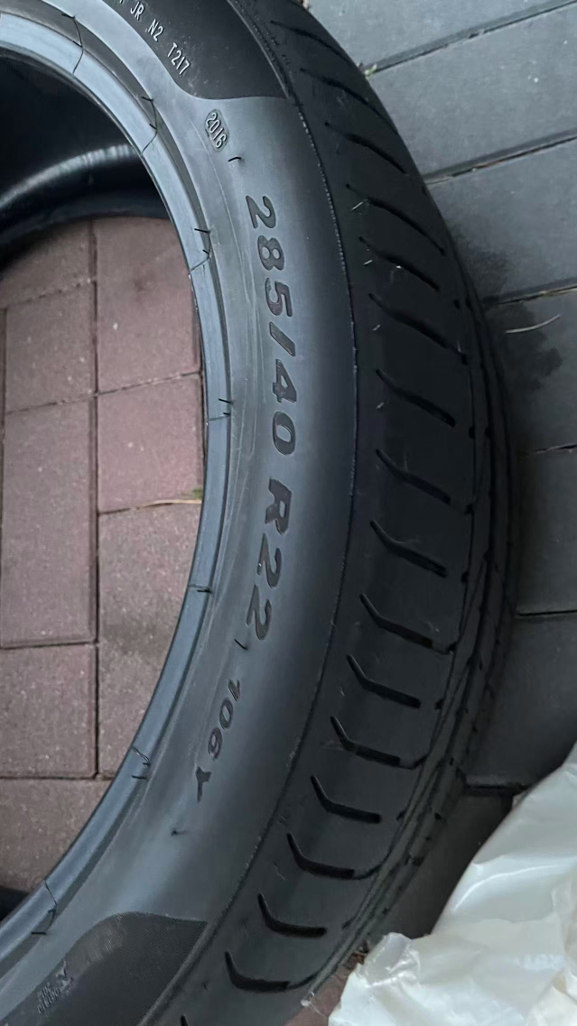 Pirelli P Zero Tire firelli