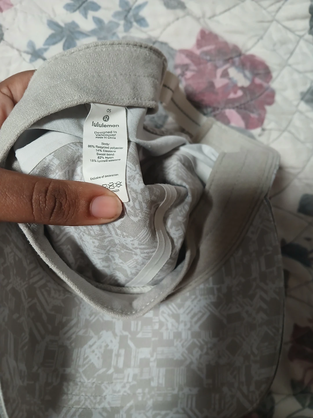 Lululemon Cap price is firm plz - photo 2