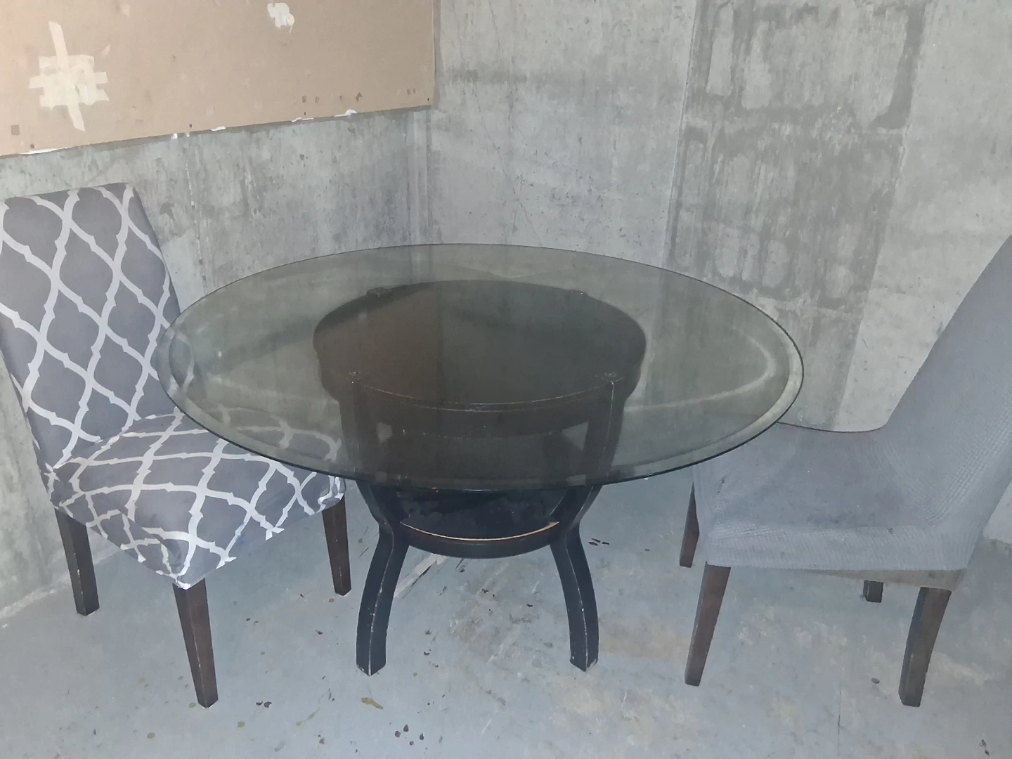 Round Glass Dining Table with 6 Chairs